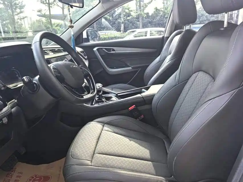 Dongfeng Aeolus Dongfeng Fengshen AX7 2021 2020 1.6T Automatic AI Navigation China VI
