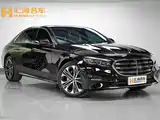 صورة 3 - Mercedes-Benz E-Class