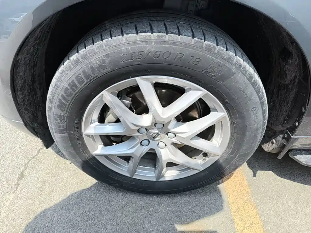 Фото 23 - Volvo XC60