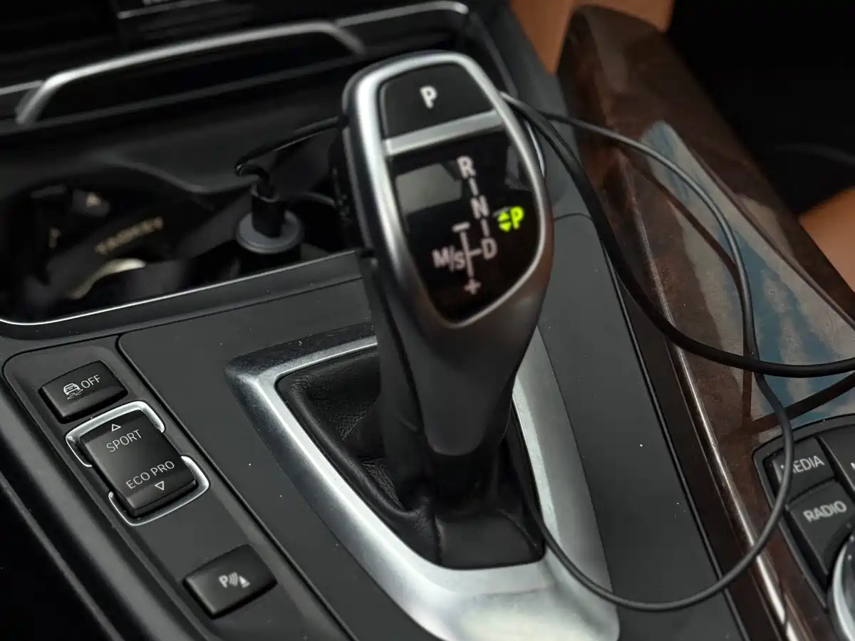 BMW 3 Series 2016 328Li Luxury Design Package фото 29