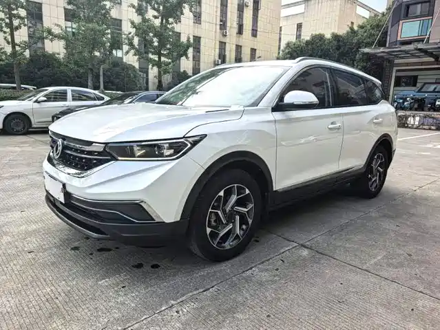 Dongfeng Aeolus Dongfeng Fengshen AX7 2021