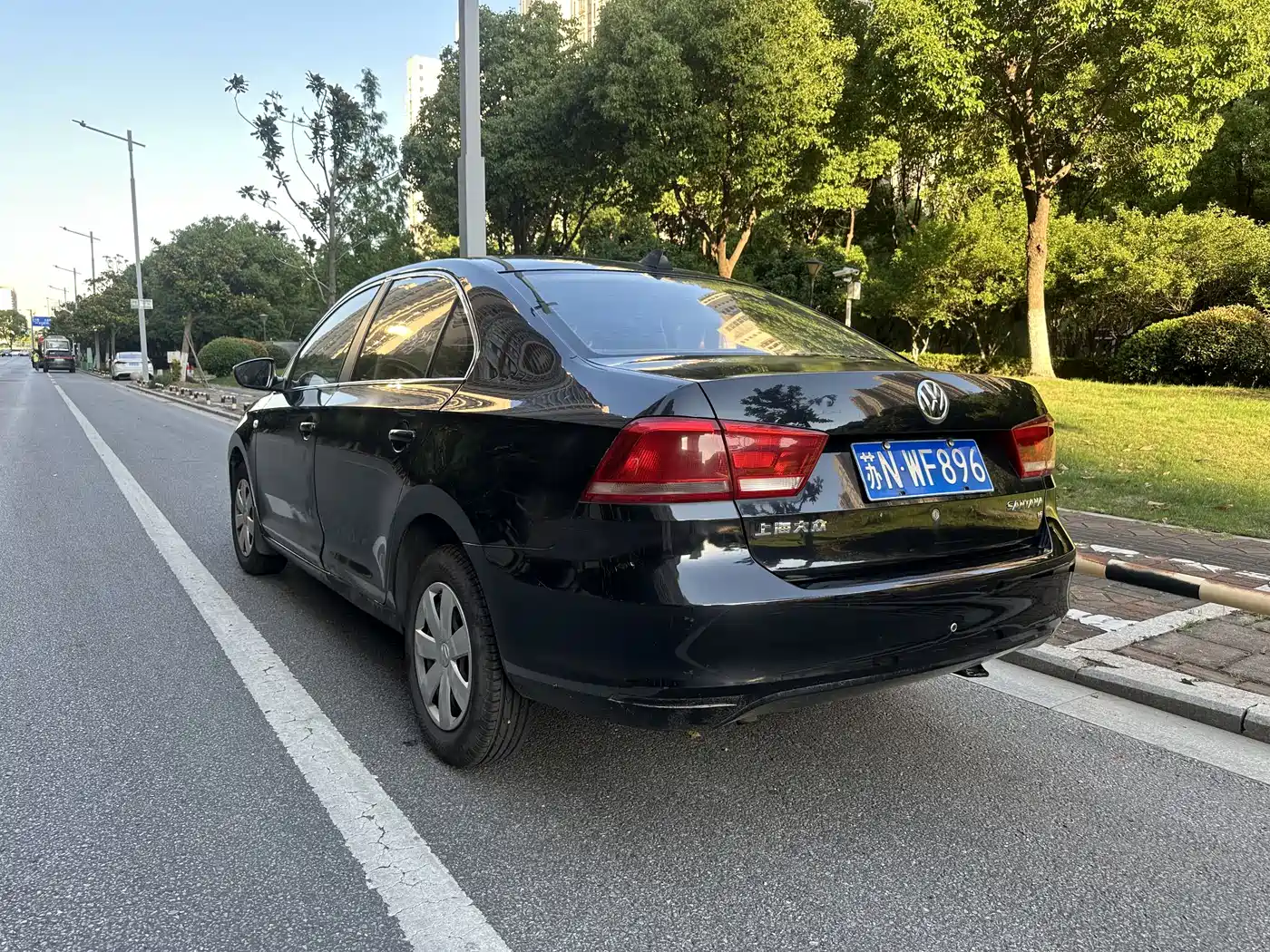 Volkswagen Santana 2013 1.6L Manual Trend Edition фото 4