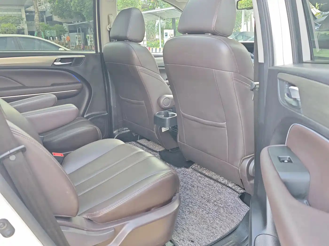 GAC Trumpchi Trumpchi M6 2019 270T Automatic Premium (7-seater) China V фото 14