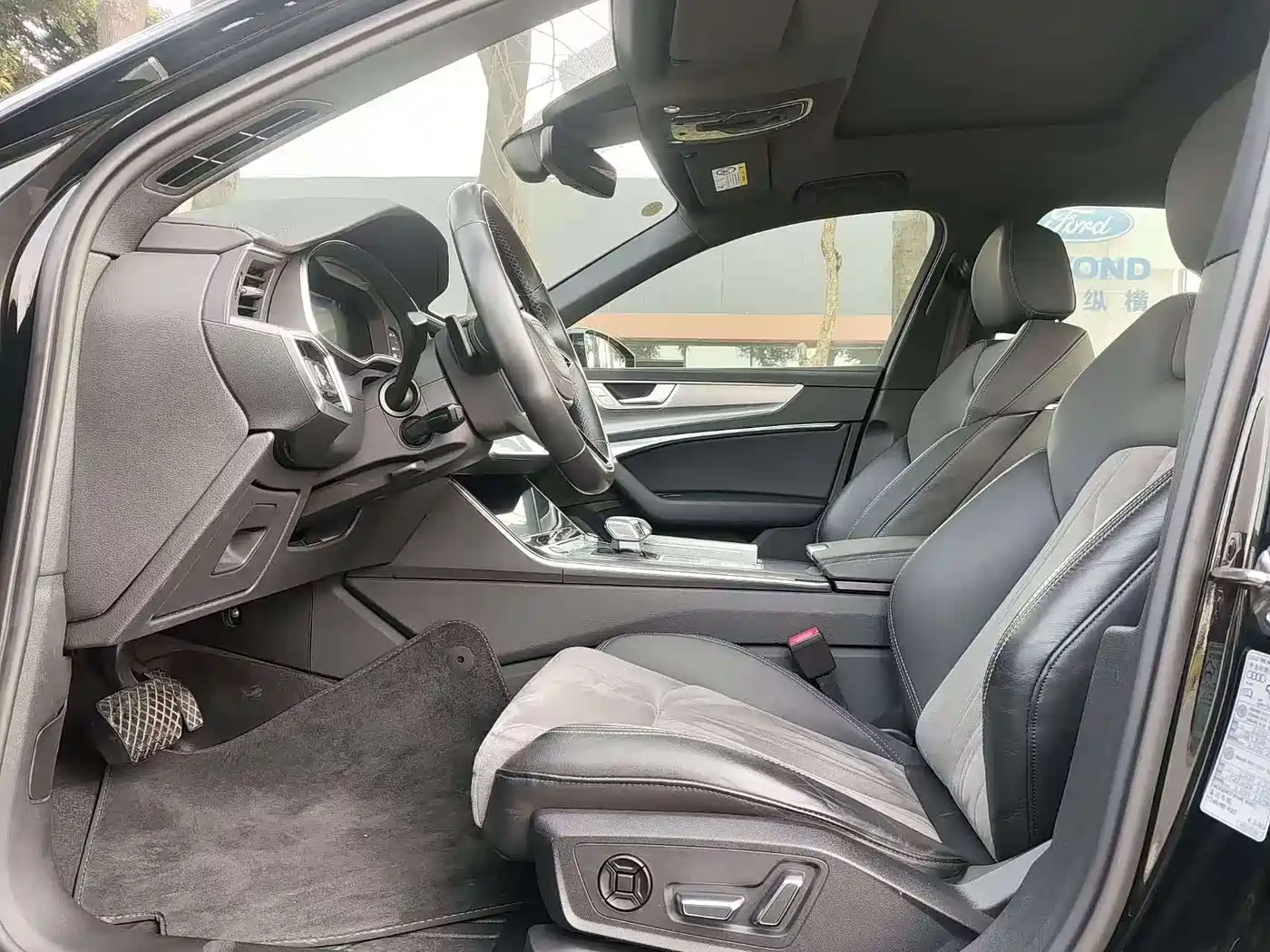 Audi A6L 2024 40 TFSI Luxury Dynamic фото 4