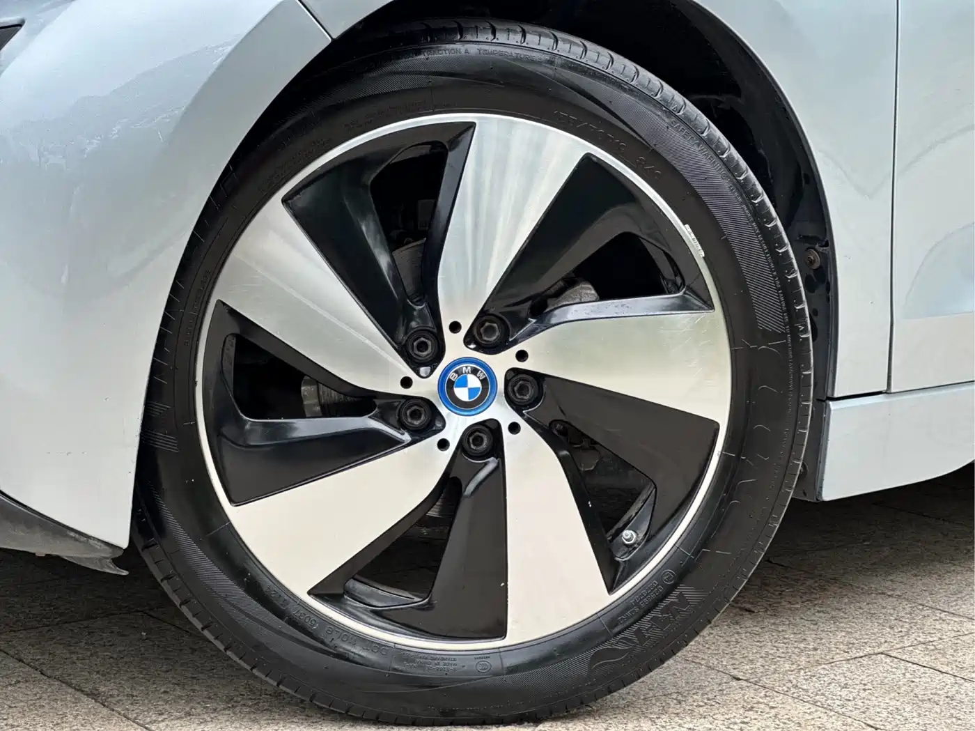 Photo 6 - BMW i3 (Import)