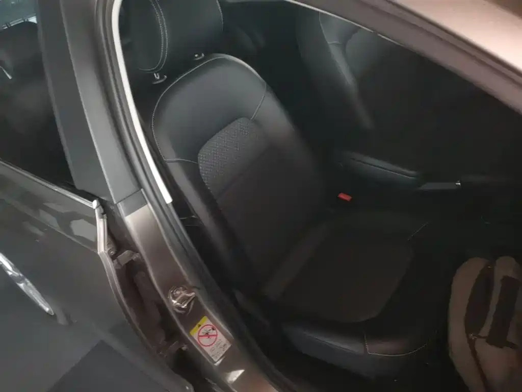 Volkswagen Santana 2015 Gran Santana 230TSI DSG Comfort фото 25