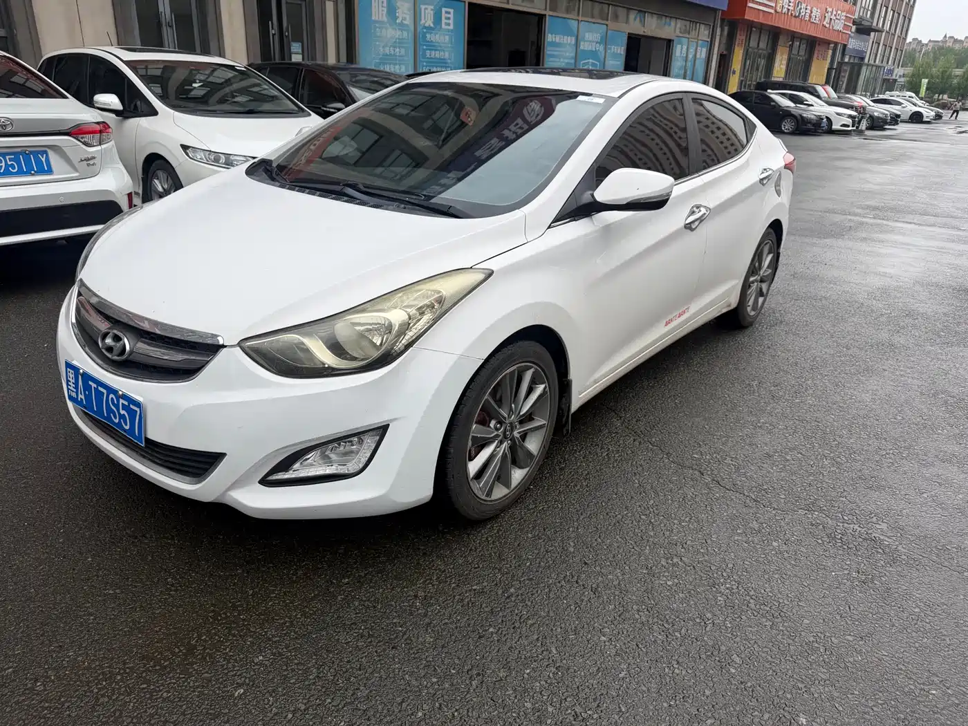 Hyundai Langdong 2015 1.6L Auto Premium