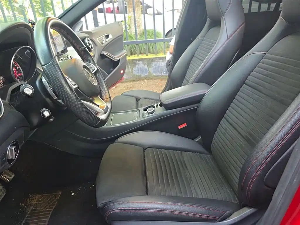 Mercedes-Benz CLA (Import) 2018 CLA 220 4MATIC фото 22