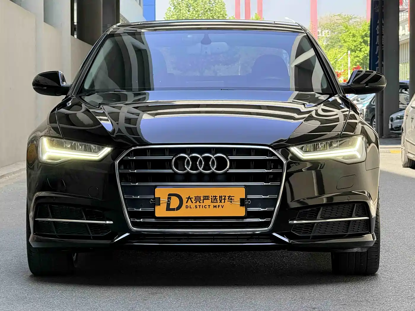 Audi A6L 2018 30th Anniversary 35 TFSI Fashion фото 2