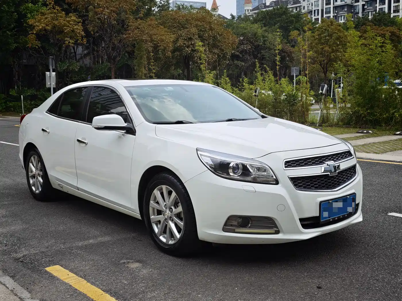 Chevrolet Malibu 2014 2.4L Automatic Luxury фото 3