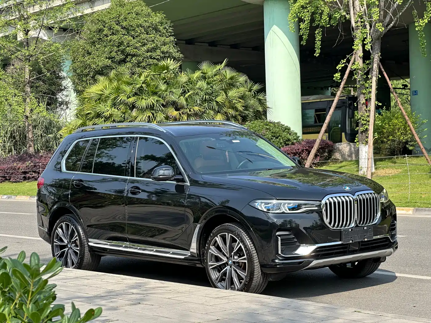 BMW X7 2021 Facelift xDrive40i Executive M Sport Package фото 8