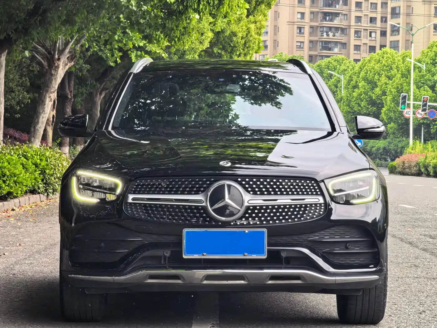 Mercedes-Benz GLC 2022 Facelift GLC 260 L 4MATIC Luxury Model фото 2