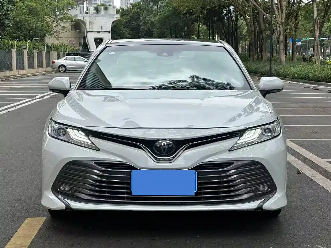 Toyota Camry 2019 2.5G Luxury (China V)
