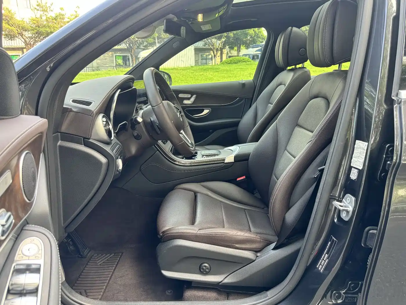 Mercedes-Benz GLC 2020 Facelift GLC 300 L 4MATIC Dynamic фото 7