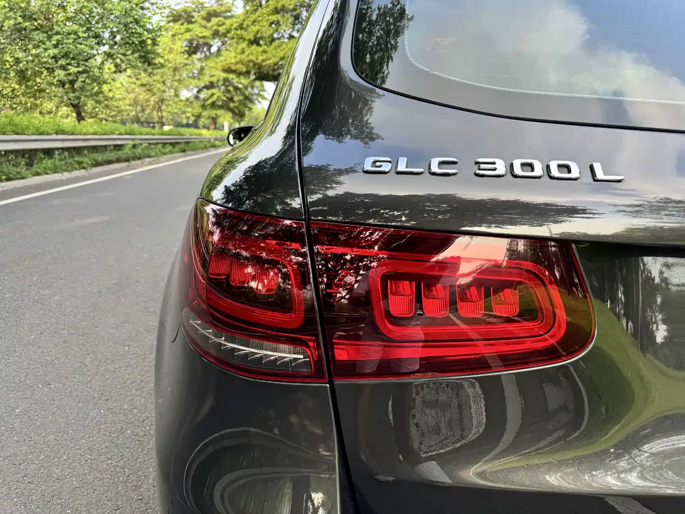 Mercedes-Benz GLC 2020 Facelift GLC 300 L 4MATIC Dynamic фото 18