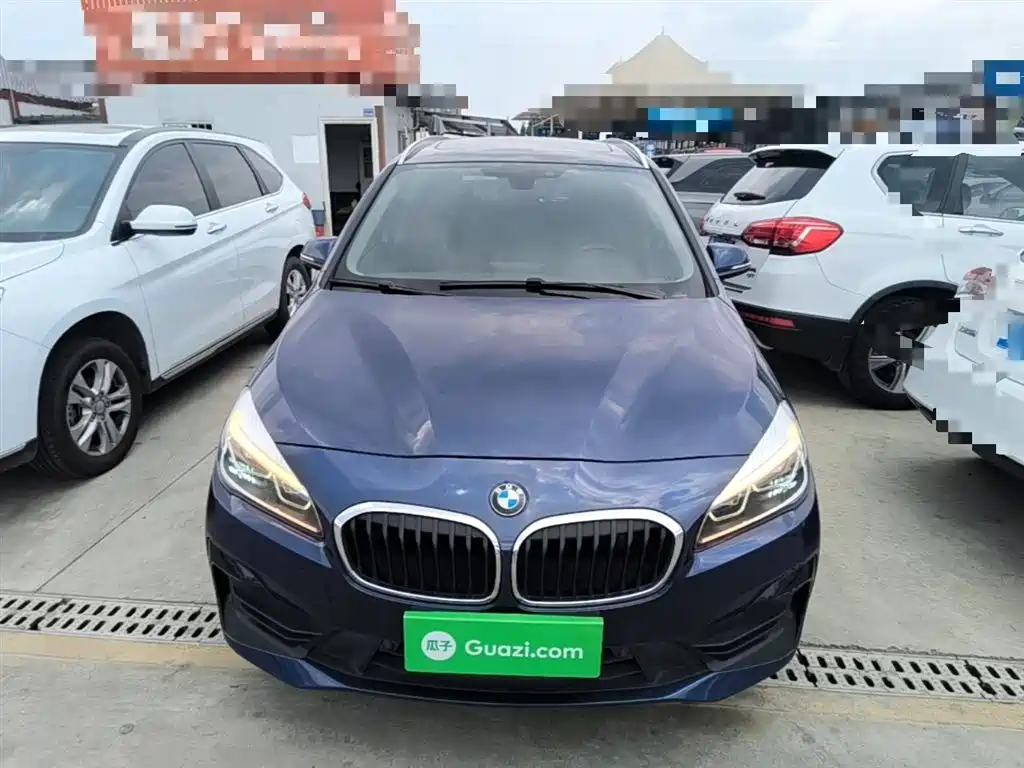 BMW 2 Series Gran Tourer 2019 220i Leading фото 3