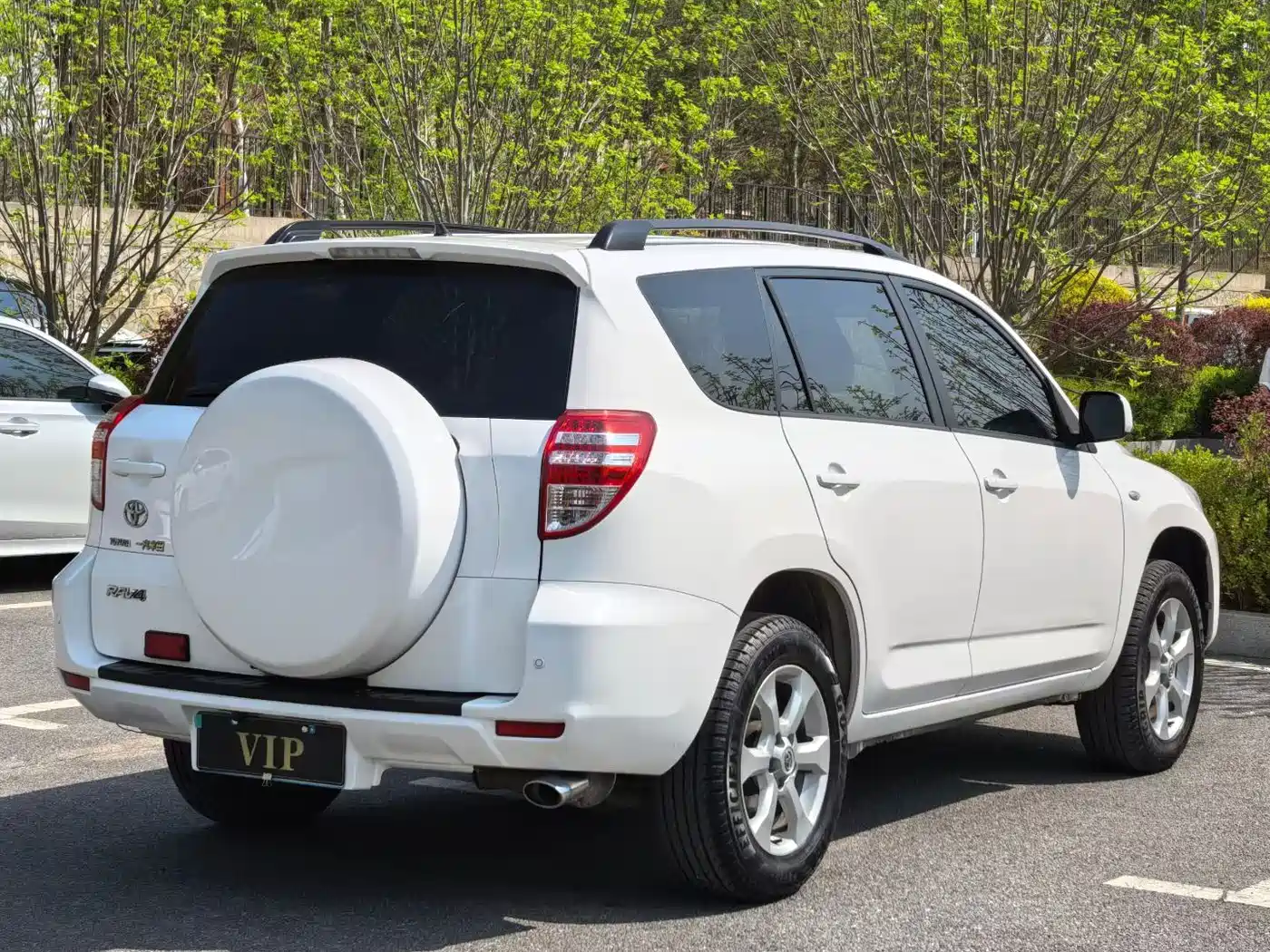 Toyota RAV4 Rongfang 2013 Special Edition 2.0L Auto Classic фото 4