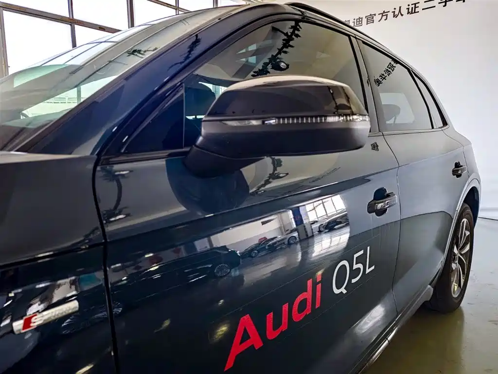 Audi Q5L 2025 40 TFSI Luxury Dynamic фото 8
