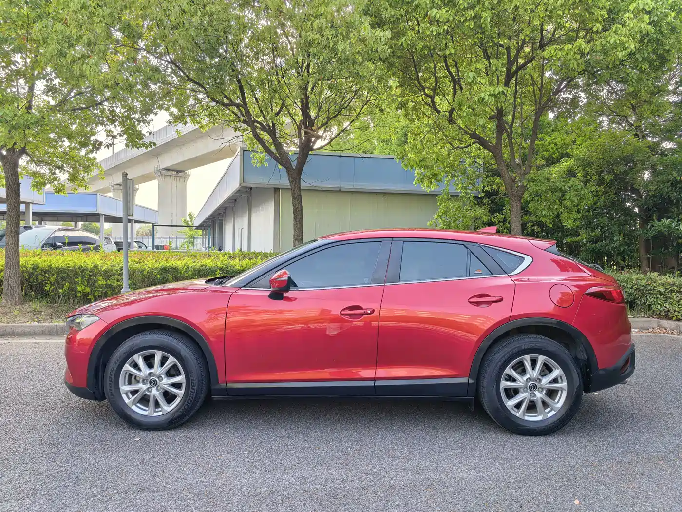 Фото 4 - Mazda CX-4