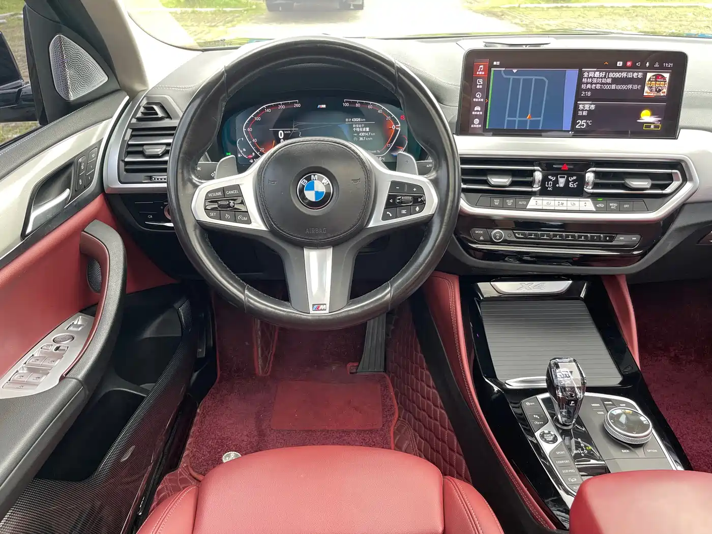 BMW X4 2022 xDrive 25i M Sport Package фото 15