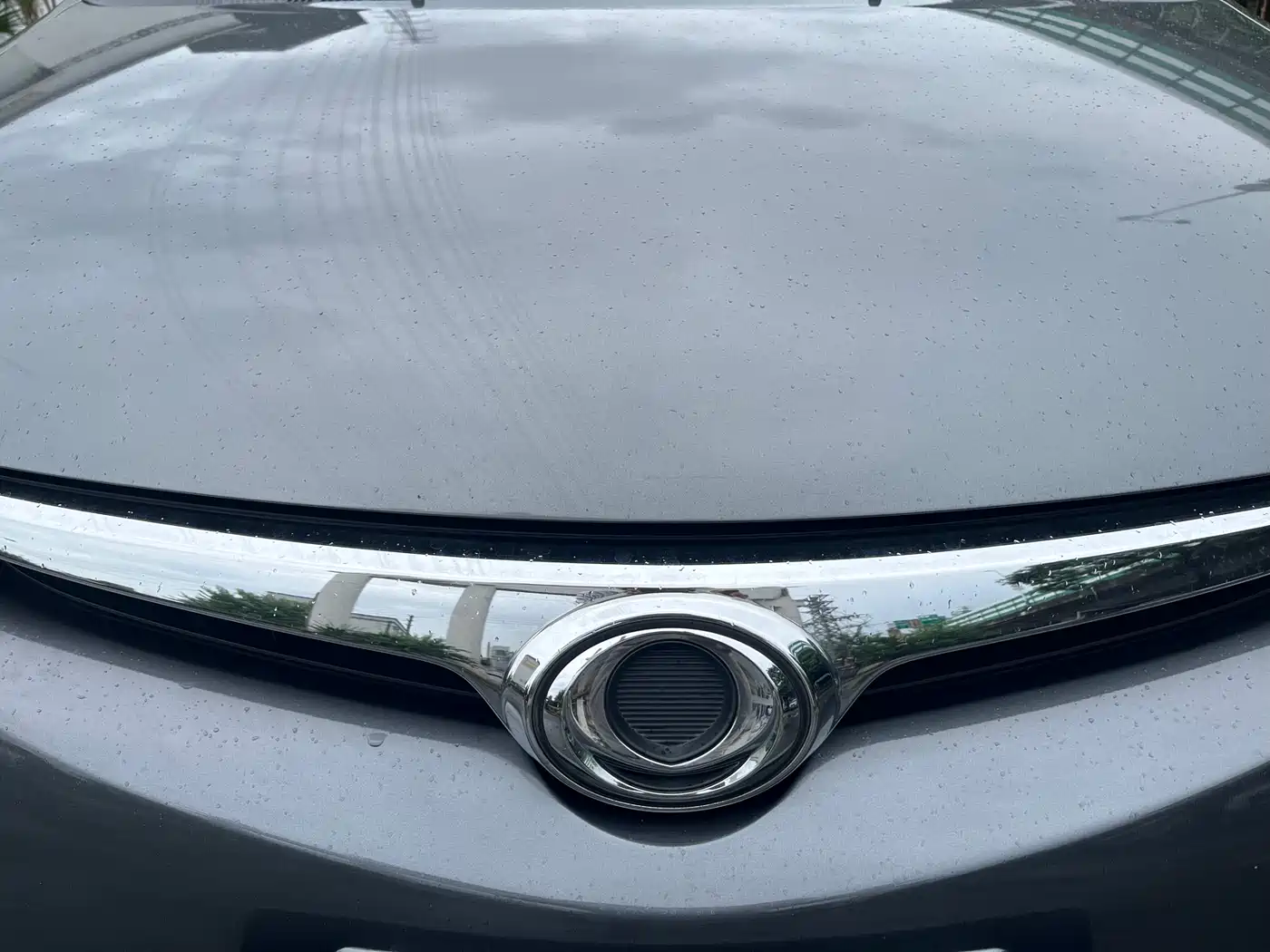 CIIMO CIIMO 2014 2012 1.8L Automatic