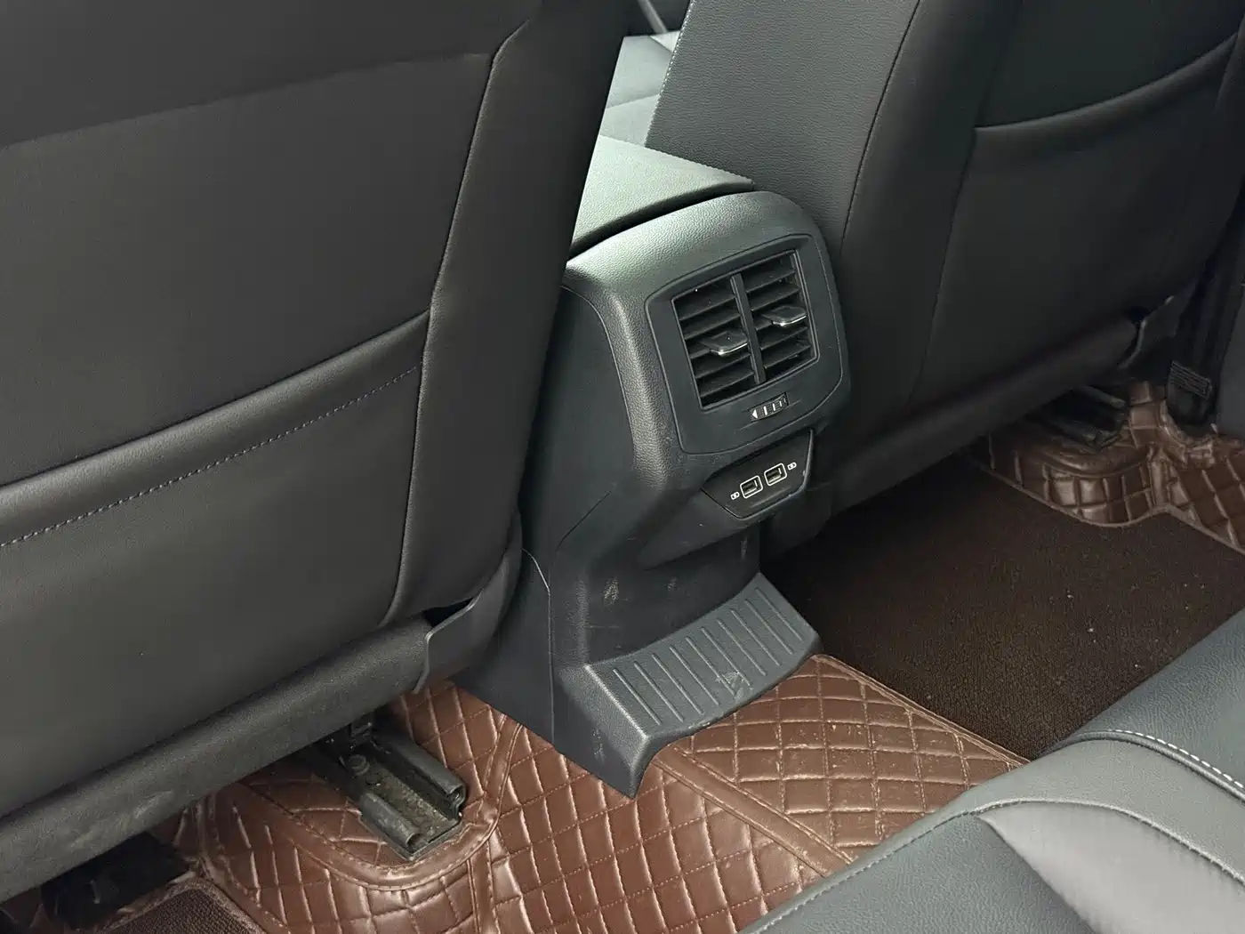 Volkswagen T-ROC 2021 280TSI DSG 2WD Comfort Connected фото 9