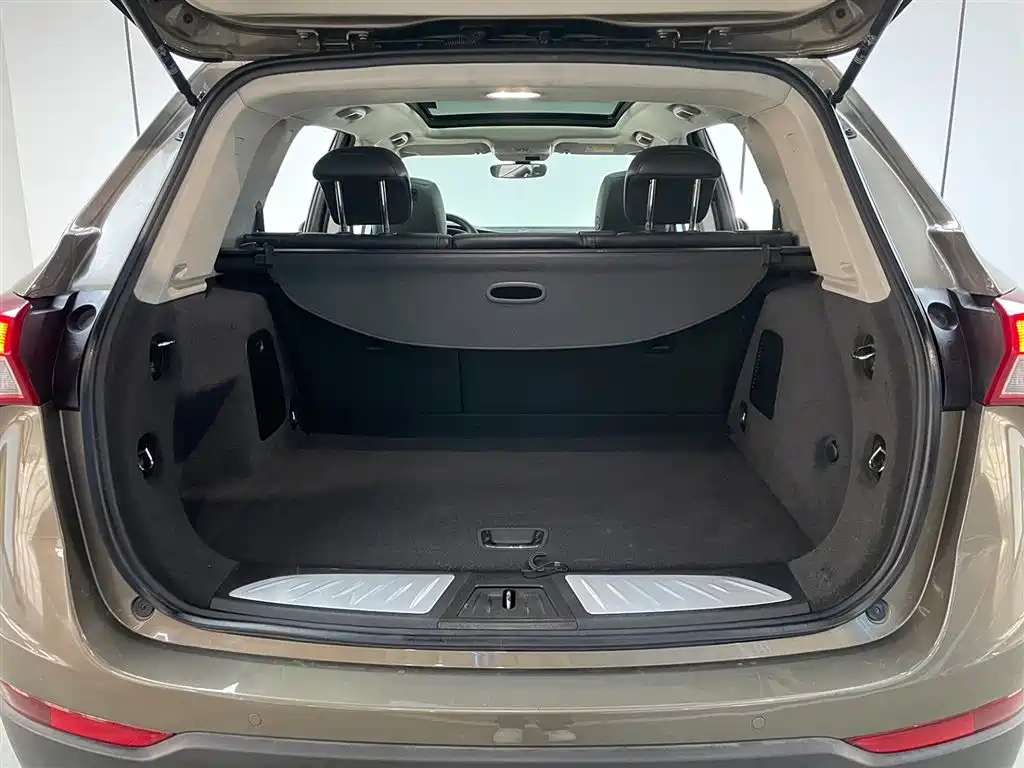 Buick Envision Plus 2018 20T 2WD Leading фото 31
