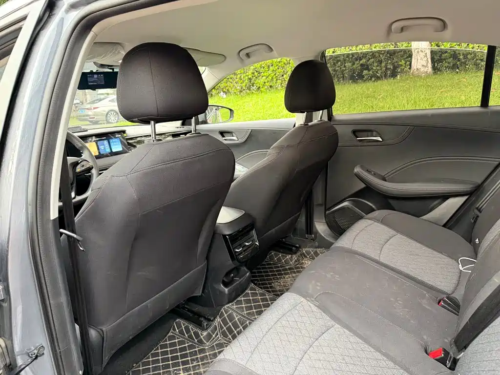 Roewe i5 2025 2023 1.5L Manual Comfort Edition