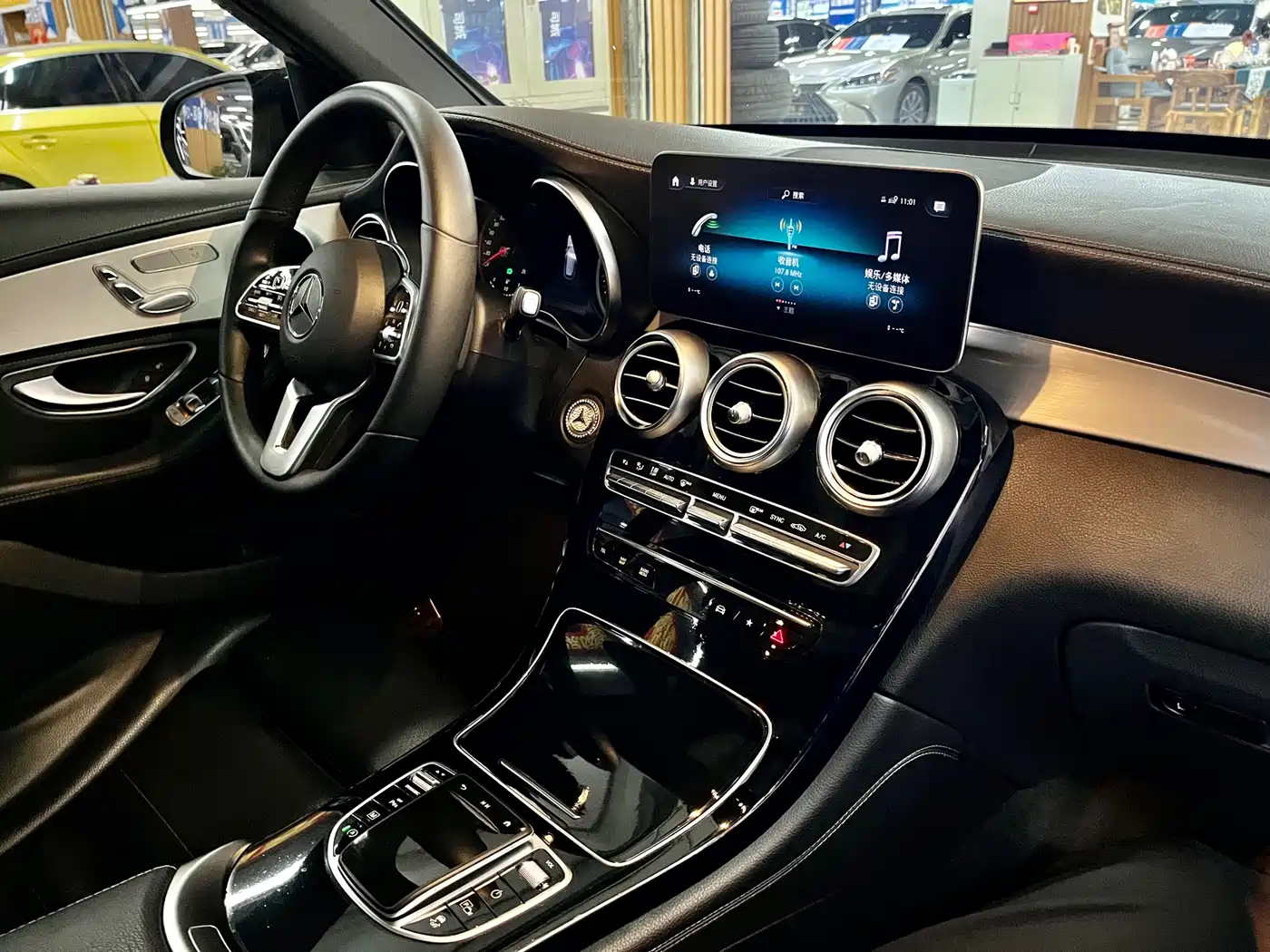 Mercedes-Benz GLC 2020 GLC 260 L 4MATIC Dynamic фото 16