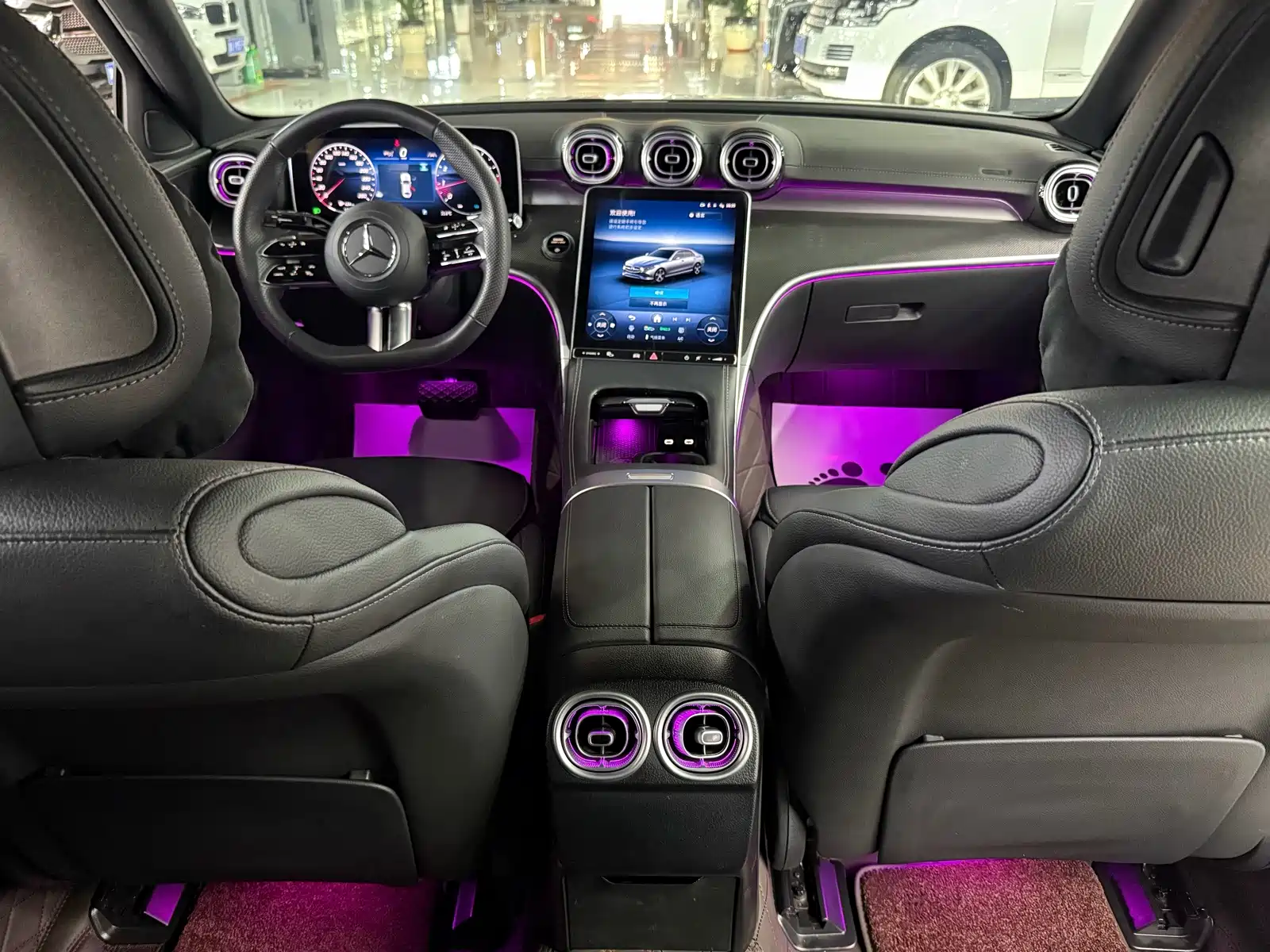 Фото 17 - Mercedes-Benz C-Class
