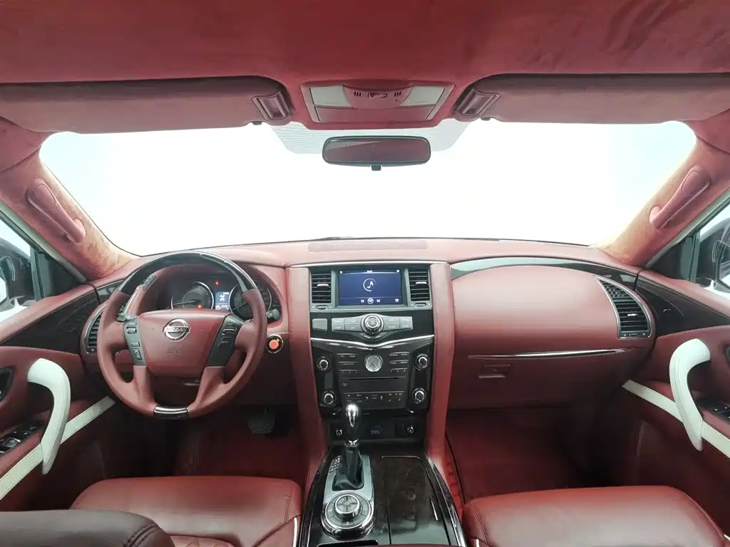 Nissan Patrol фото 25