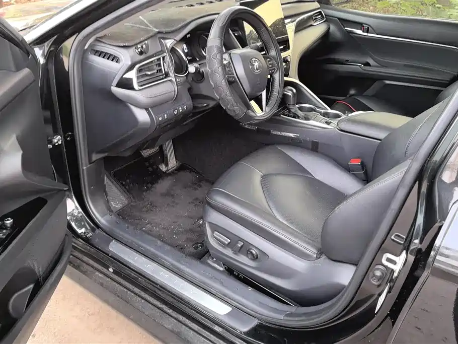 Toyota Camry 2021 2.0G Luxury Edition фото 9
