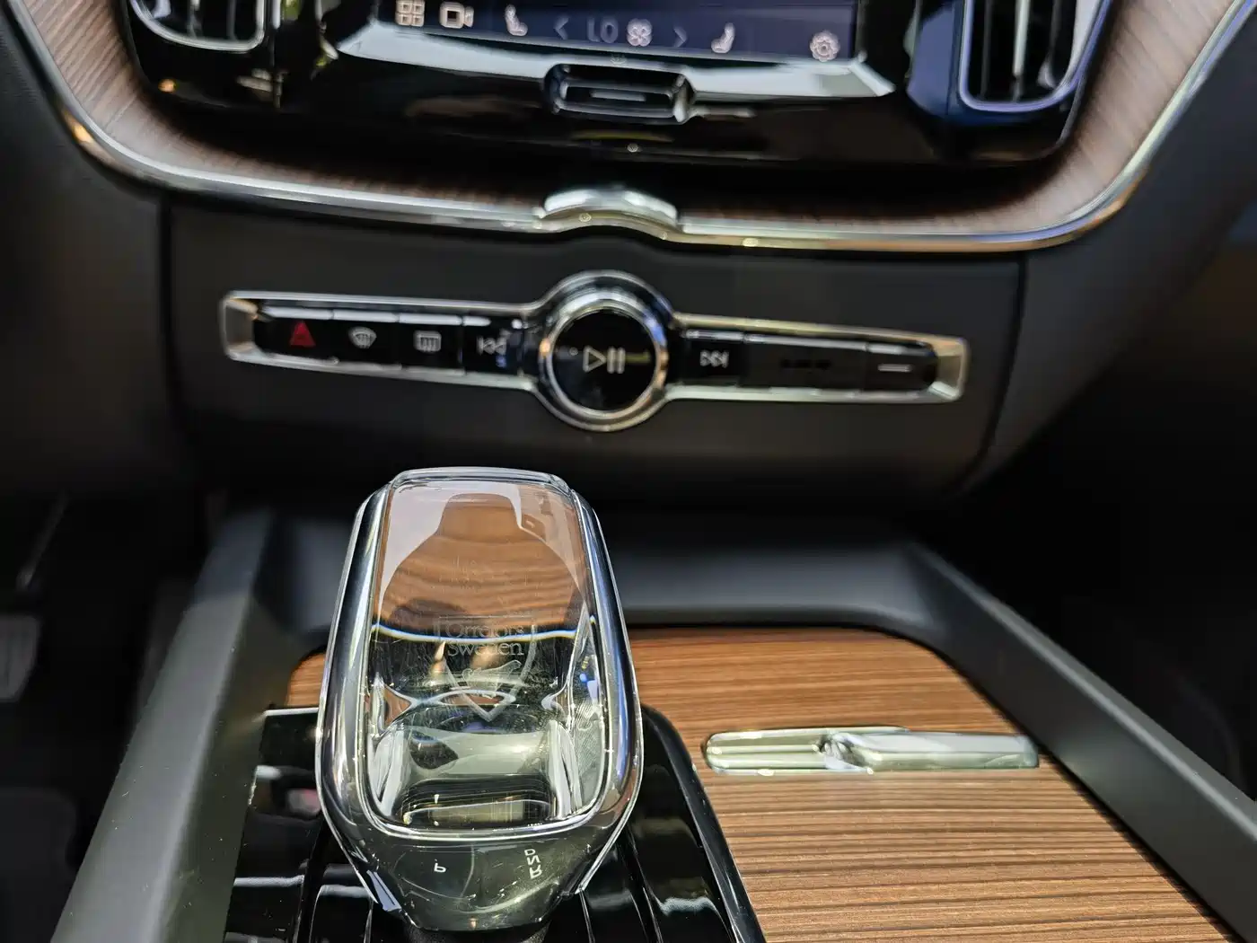 VOLVO XC60 PLUG-IN HYBRID