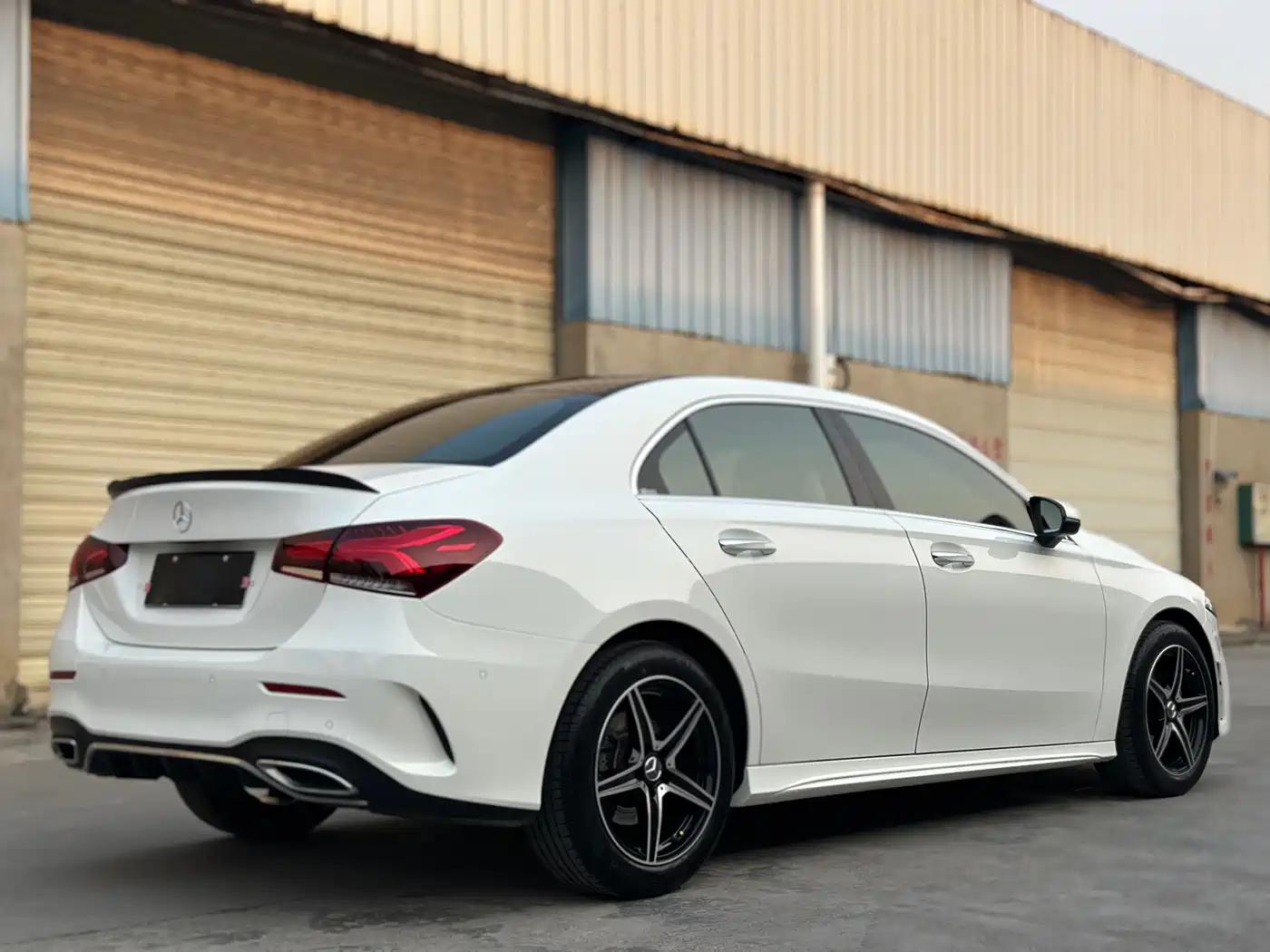 Mercedes-Benz A-Class 2021 A 200 L Sport Sedan Fashion Edition фото 8
