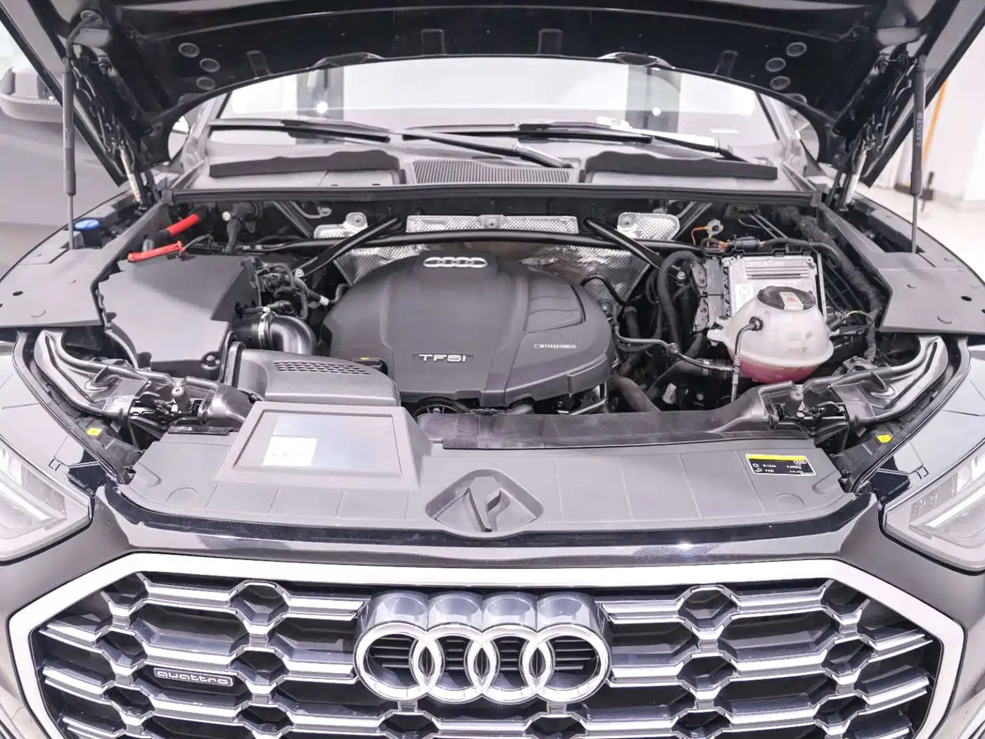 Audi Q5L 2022 Facelift 40T Luxury Dynamic фото 22
