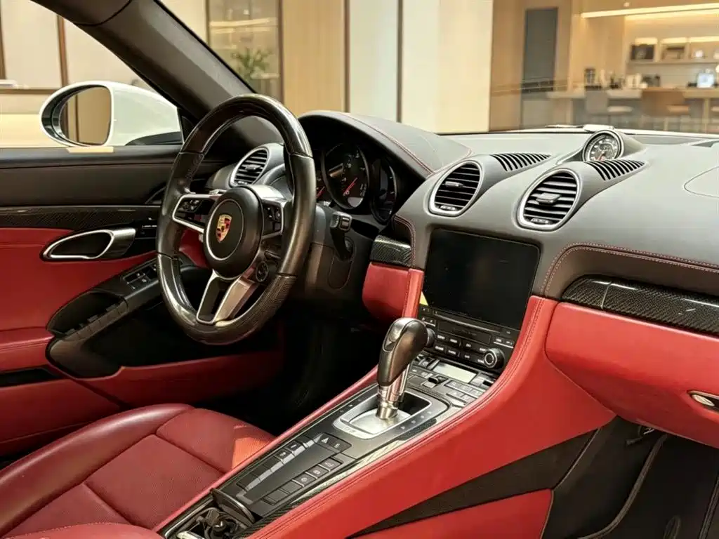 Porsche 718 2020 Cayman 2.0T фото 4