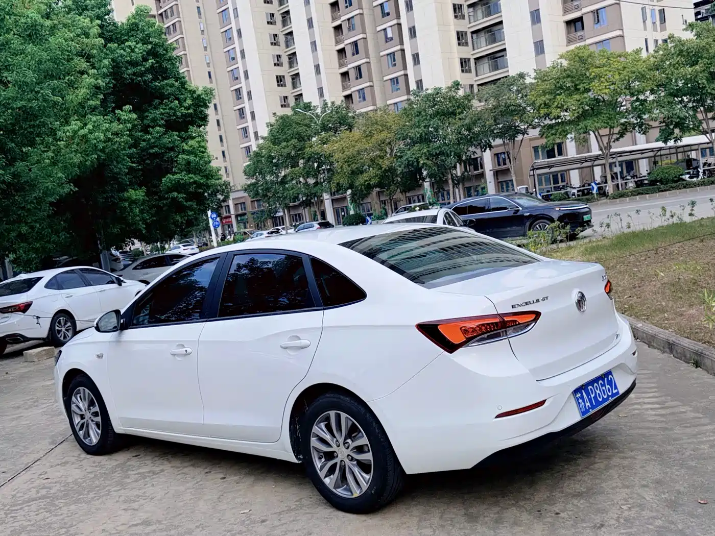 Buick Excelle 2023 2021 Facelift 1.3T Auto Mild Hybrid Elite