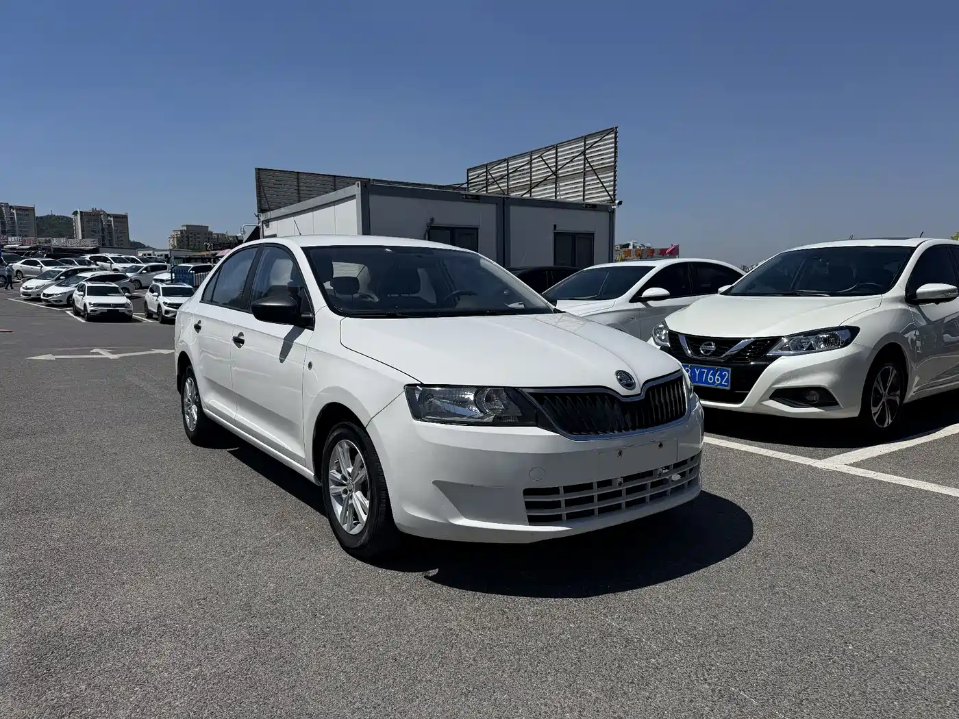 Škoda Rapid 2016 1.4L Manual Forward Edition фото 3