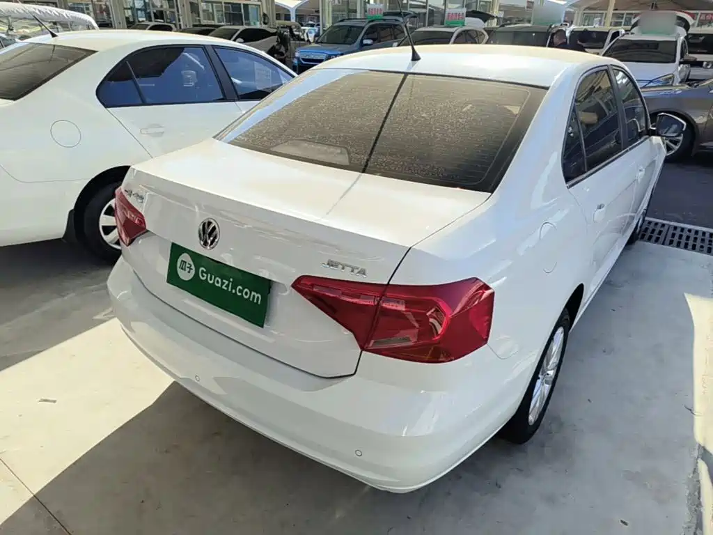 Volkswagen Jetta 2019 2019 Dream Edition 1.4L Manual Fashion