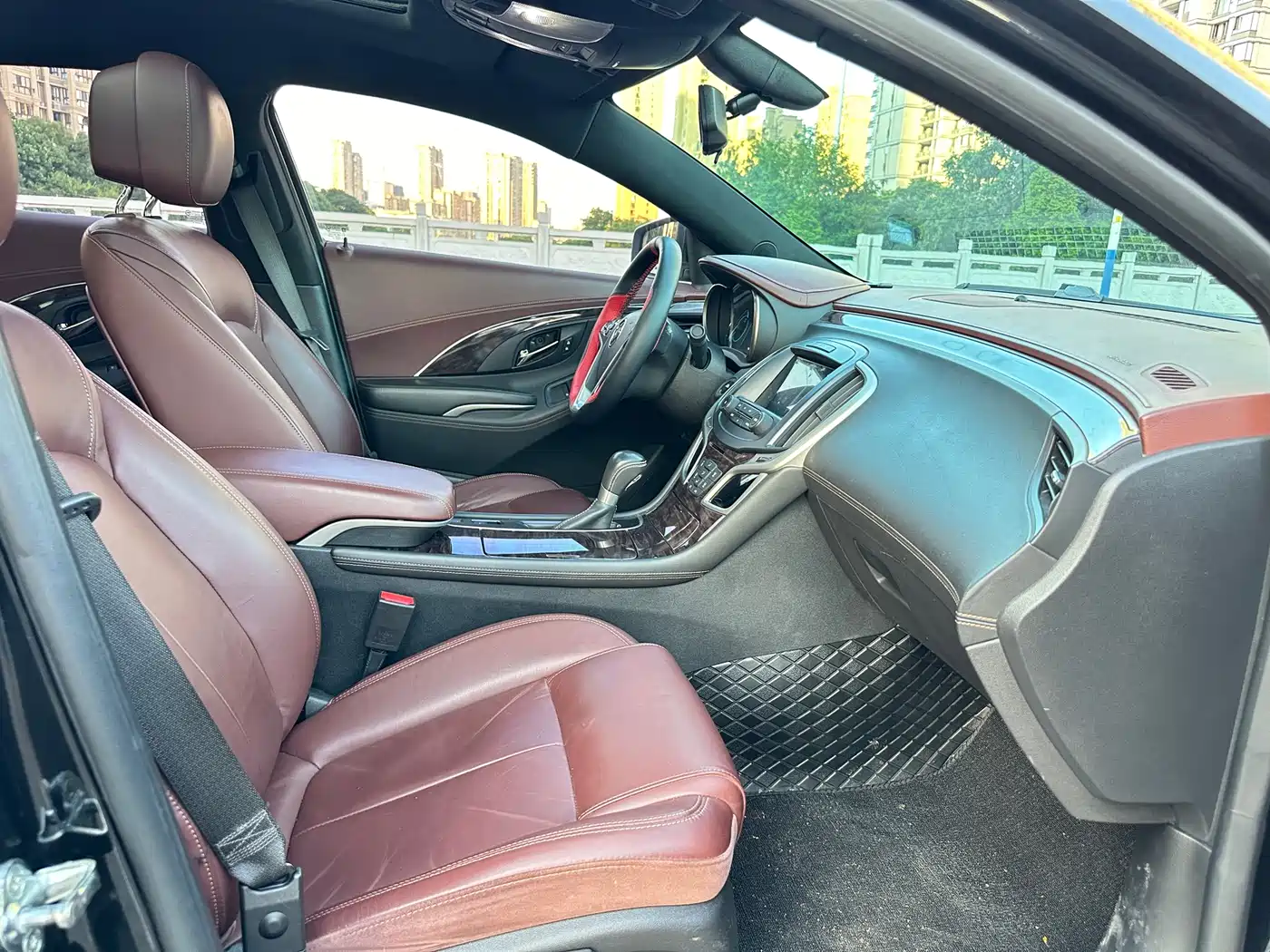 Buick LaCrosse 2016 20T Luxury фото 11