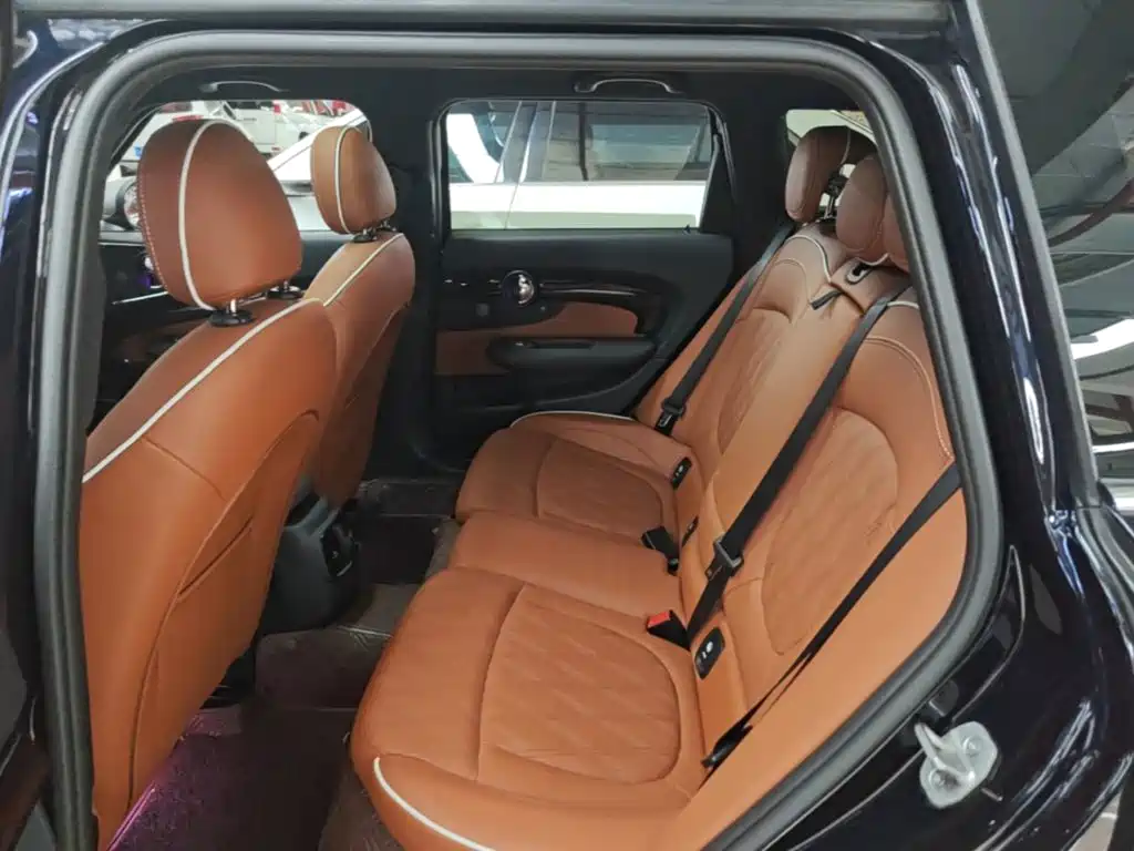 MINI CLUBMAN 2024 2023 Facelift 2.0T COOPER S Connoisseur