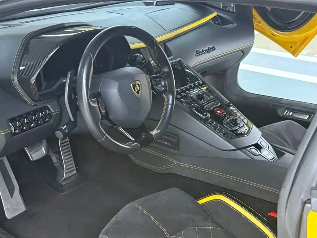 Lamborghini Aventador 2017 Aventador S фото 13
