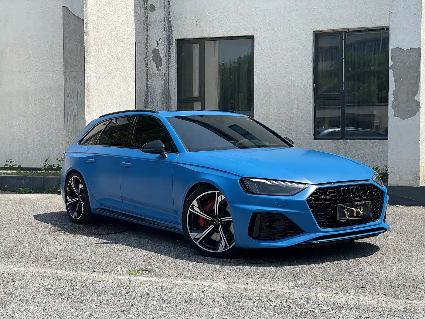 Audi RS 4 2021 RS4 Avant Obsidian Edition фото 2