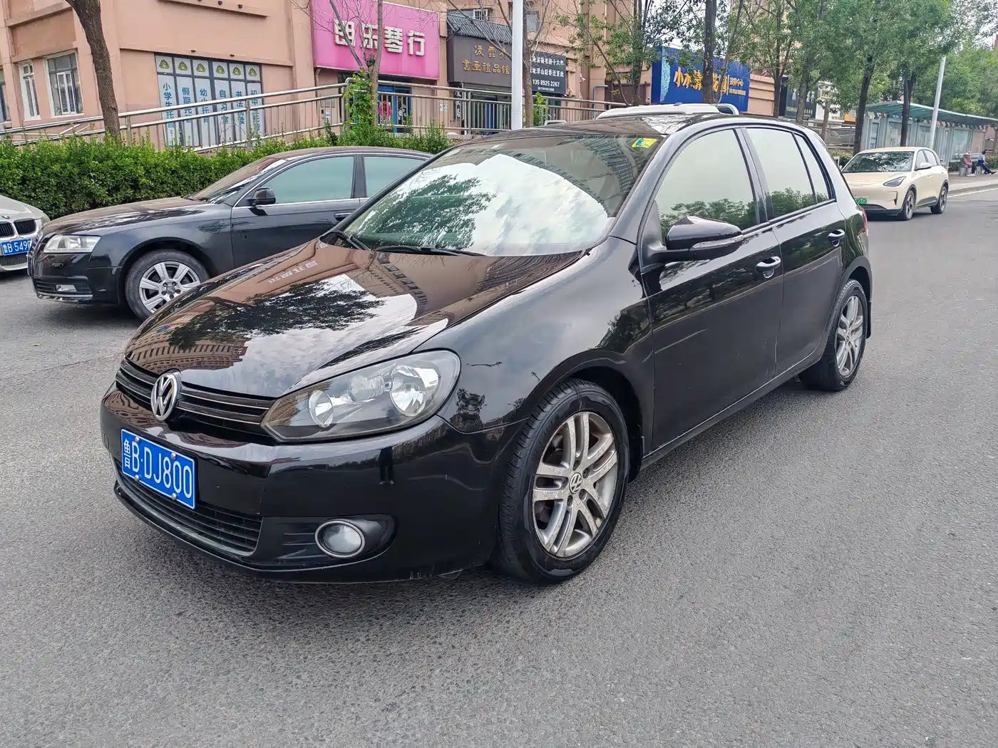 Volkswagen Golf 2010 2010 1.6 Auto Luxury