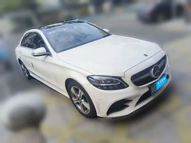 Mercedes-Benz C-Class 2020 C 260 L Sport — фото 3
