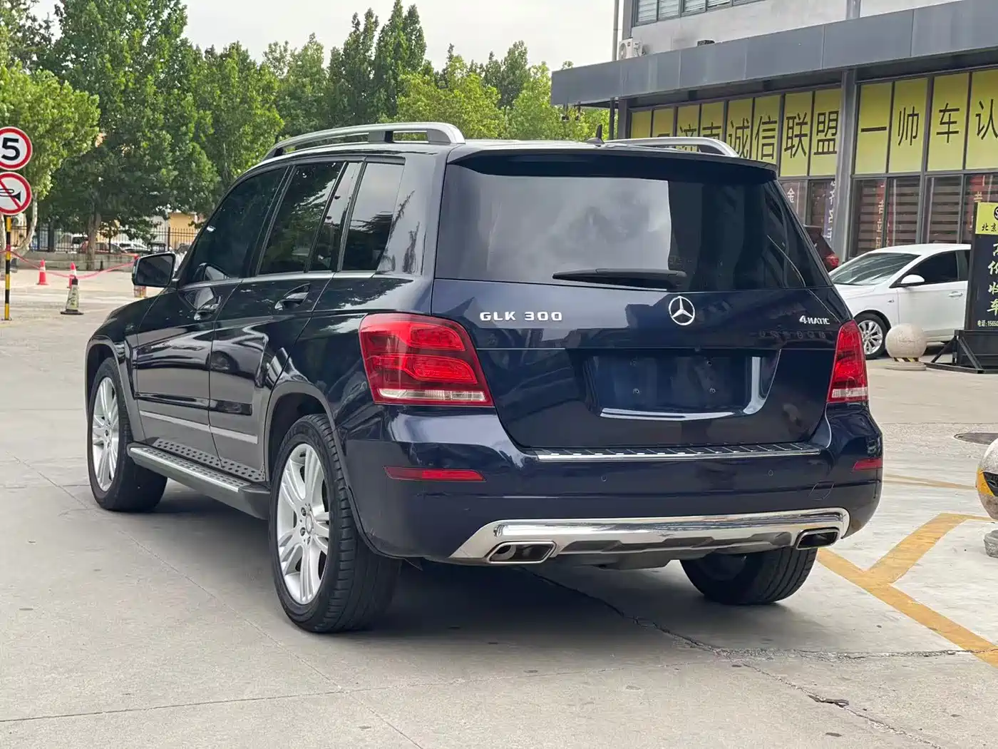 Mercedes-Benz GLK-Class 2013 GLK 300 4MATIC Fashion фото 4