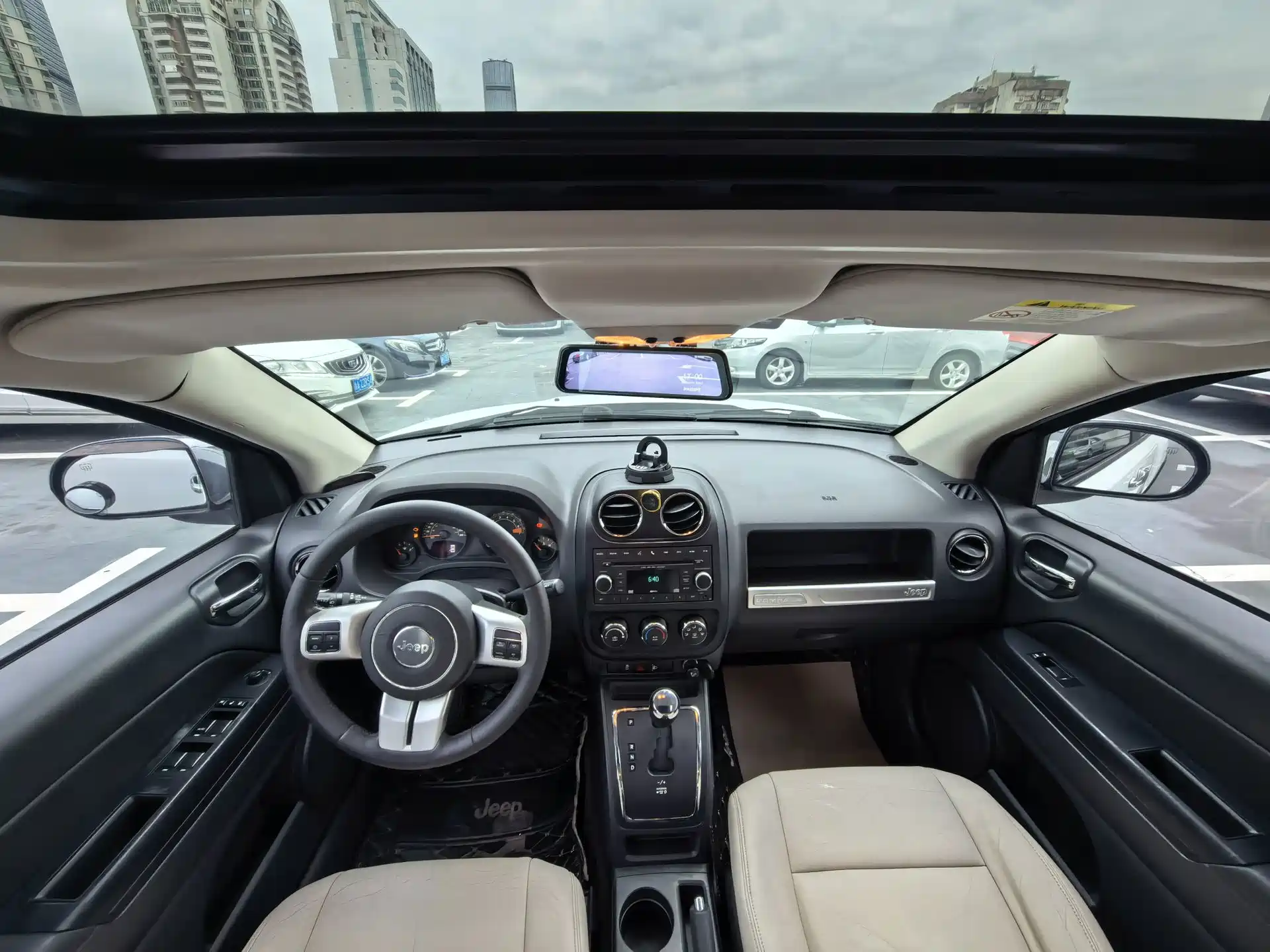 Фото 7 - Jeep Compass (Import)