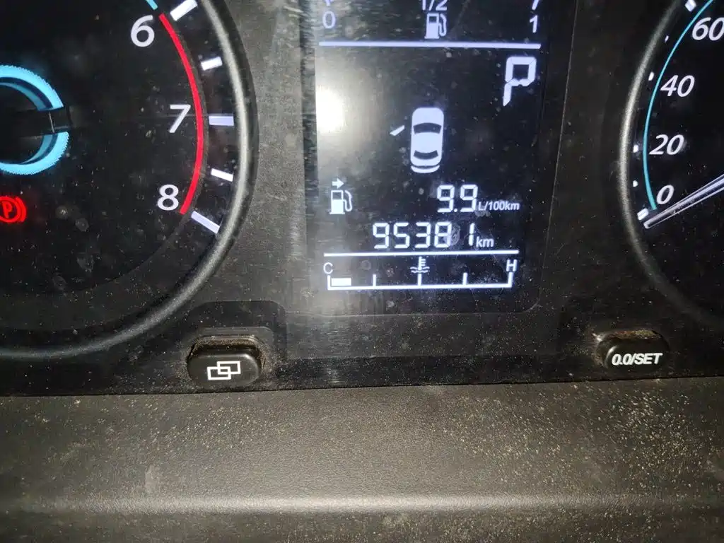Dongfeng Fengxing Joyear XV 2015 2015 1.6L CVT Comfort
