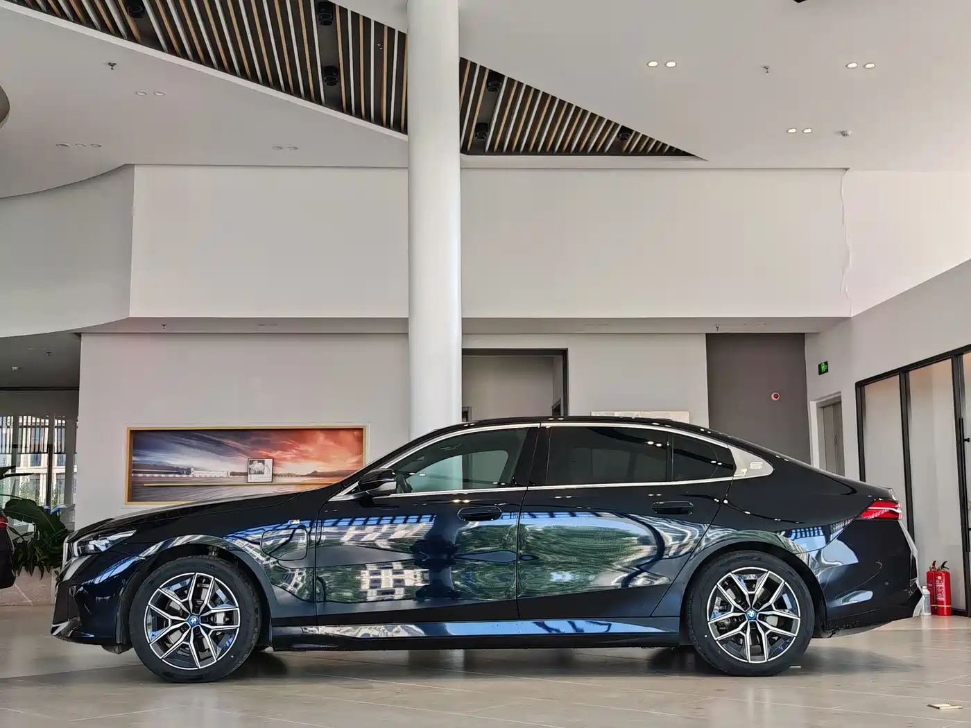 BMW i5 2026 2025 eDrive 35L M Sport Package