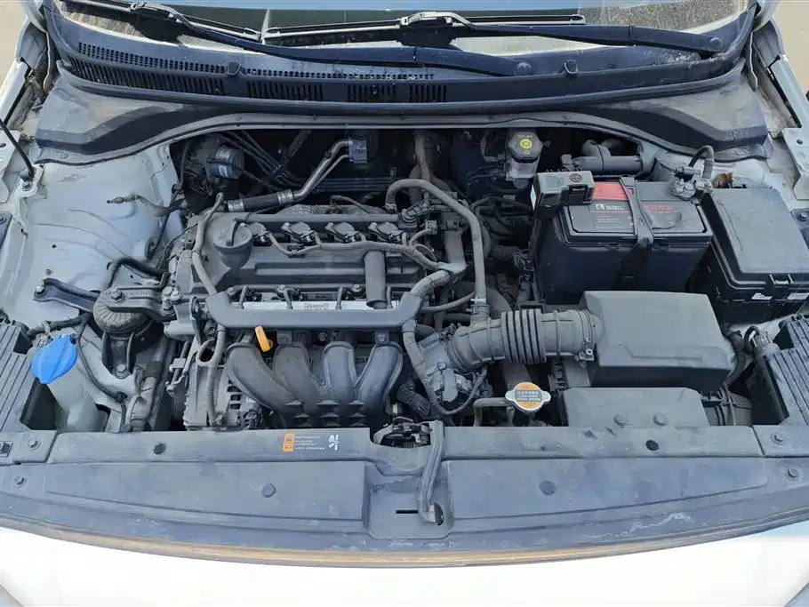 Hyundai Verna 2016 1.4L Automatic Cool Edition GLS фото 10